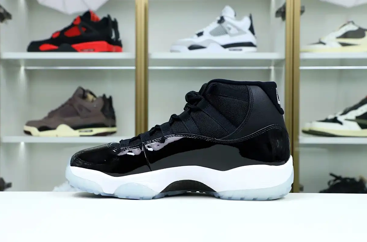 AIR NIKE 11 JORDAN 0421